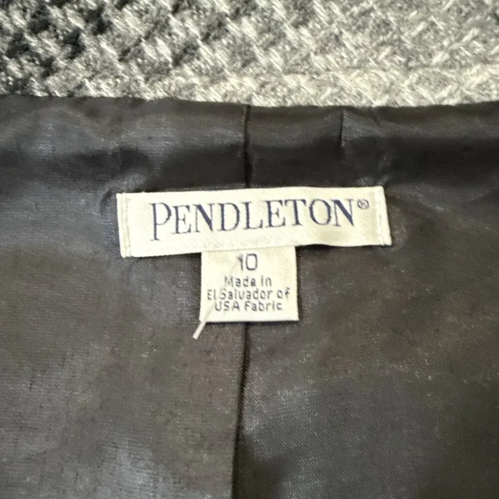 Pendleton Blazer Jacket Coat Virgin Lambs Wool Pockets Ladylike Classic Size 10